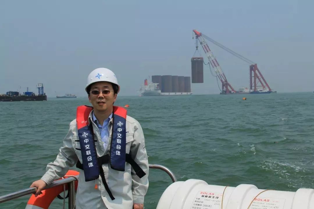 高考改变中国港珠澳大桥岛隧工程总设计师刘晓东连接港珠澳穿越伶仃洋