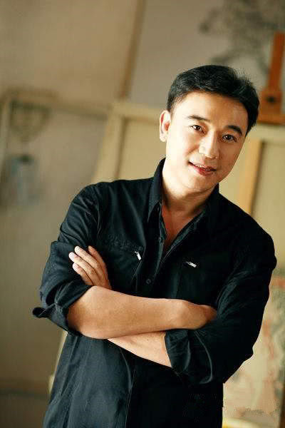 如今张晞临已经成名,但是年龄也已经51岁了.