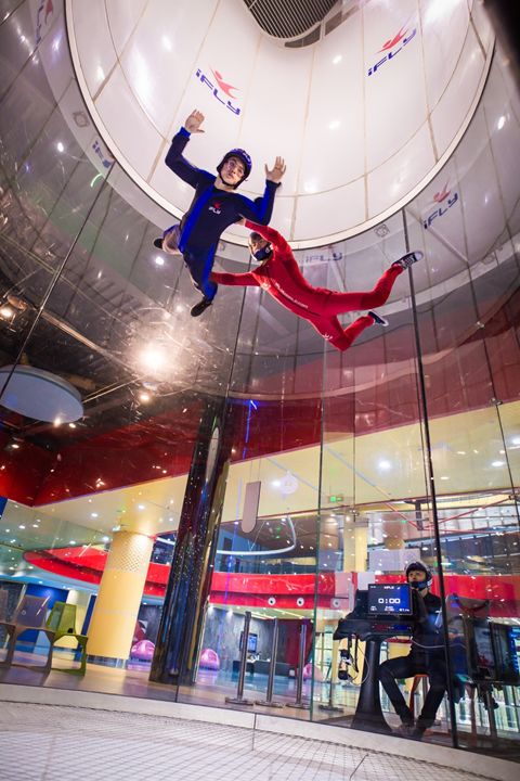 国家跳伞队训练基地际华园招风洞教练了!_工作