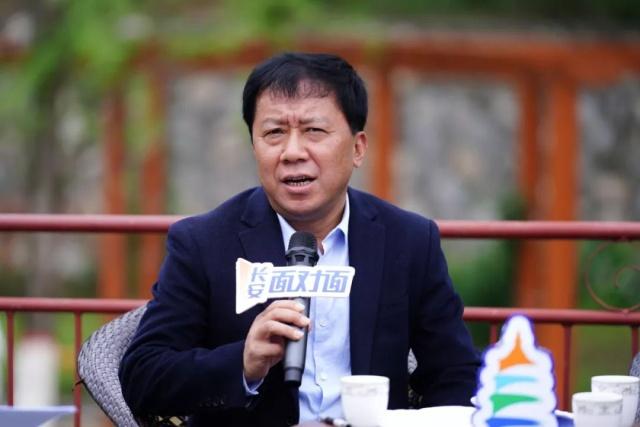 王俊鹏先容,今朝摸排的1093户田舍乐中应用宅基地开办田舍乐的有841户