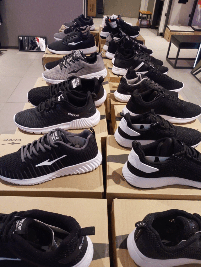 1f鸿星尔克疯狂特卖zui强攻略猛戳