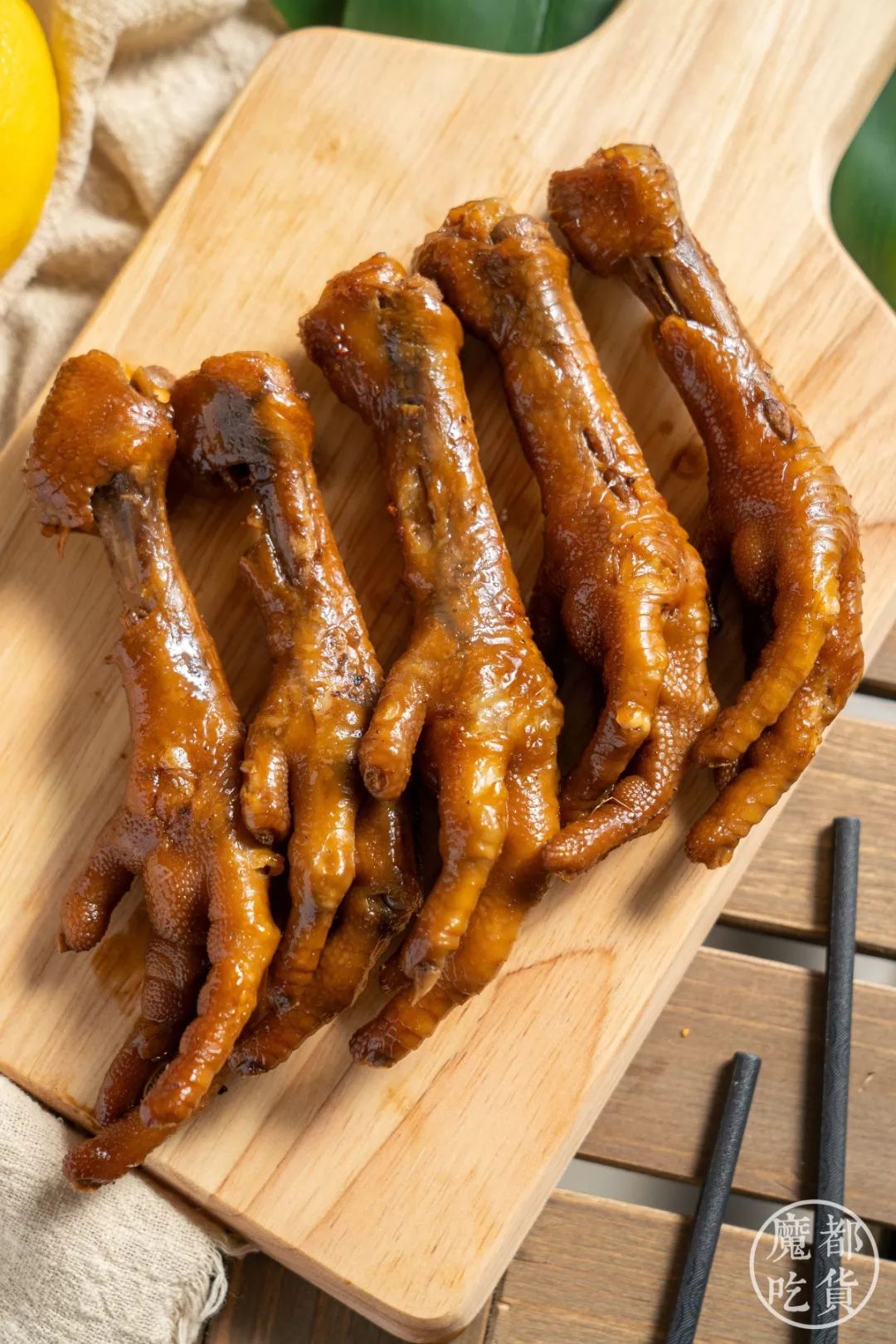 听说网红小吃出文创了!(内含福利)_鸡爪