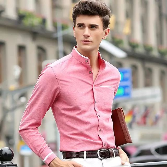 男人穿粉红色衣服很娘不那是你不懂时尚这样搭配裤子潮翻天