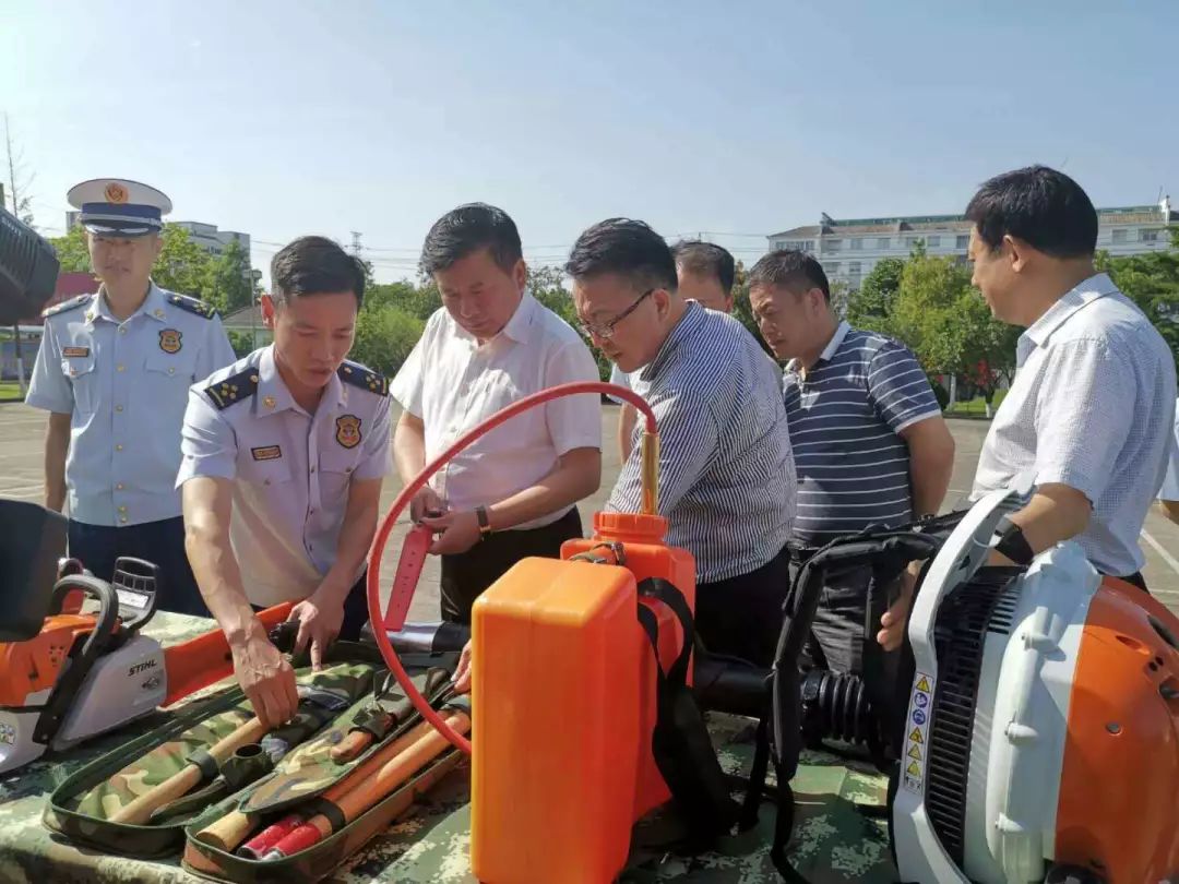 张海阁调研黄山市防汛防火及地质灾害防治工作