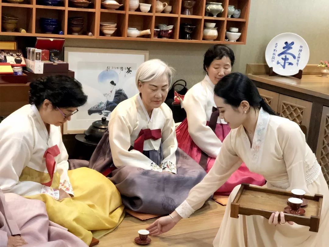 五月和风 韩国行茶_茶人
