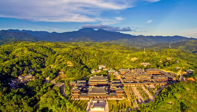 凤凰山下韩江畔美丽的梅州丰顺留隍镇掠影