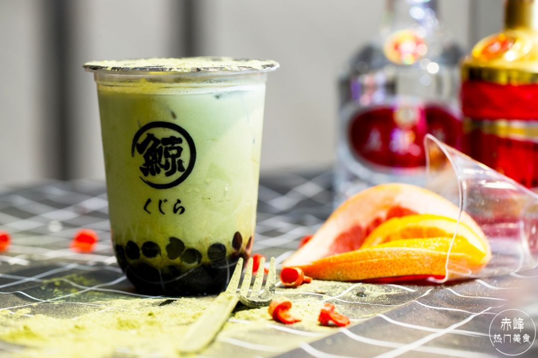 黑糖珍珠 鲜奶三者的碰撞,让你一试难忘百香琉璃茶夏日来临的时候