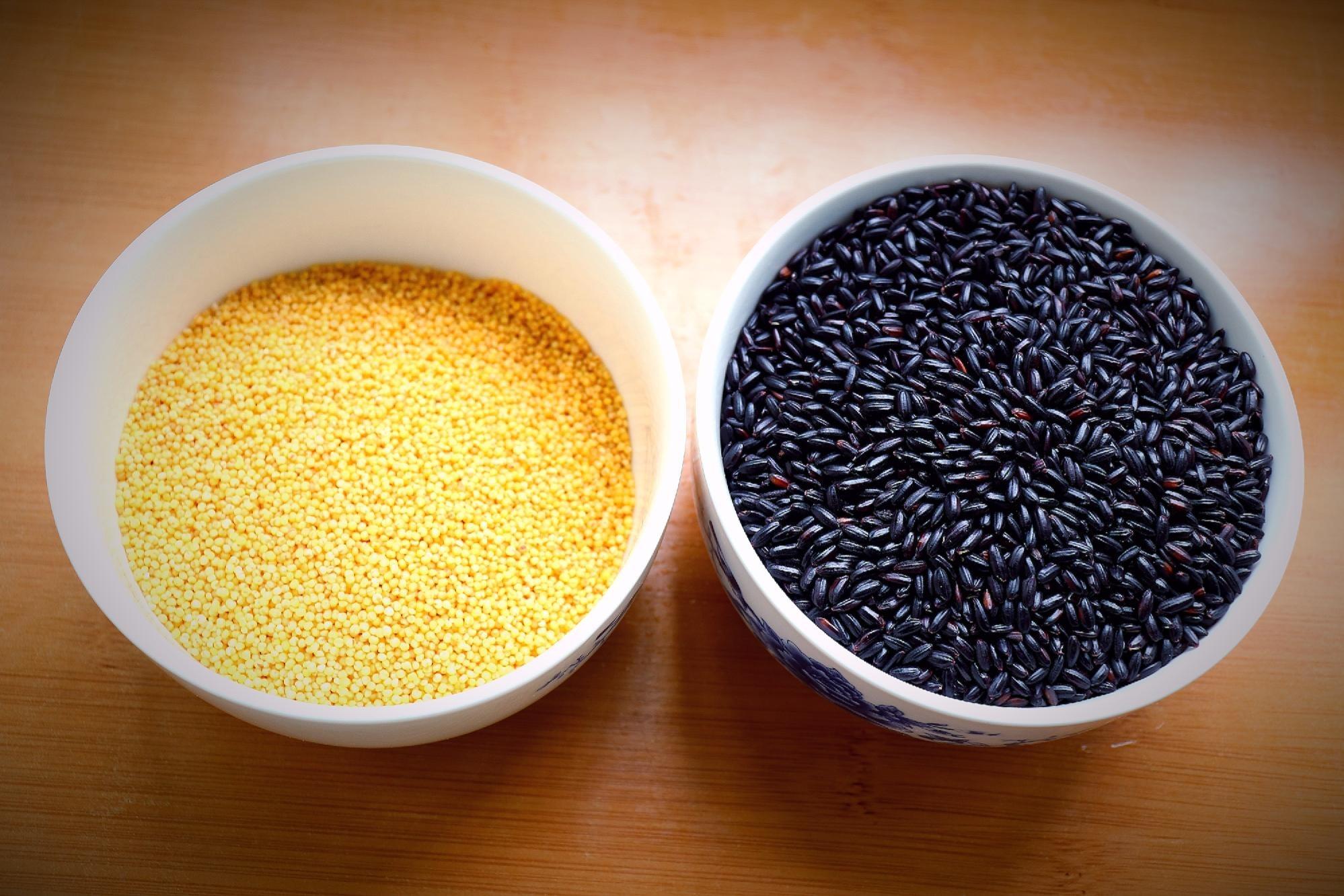 1碗黑米1碗小米不用煮3分钟解决一家人早餐比吃肉还香