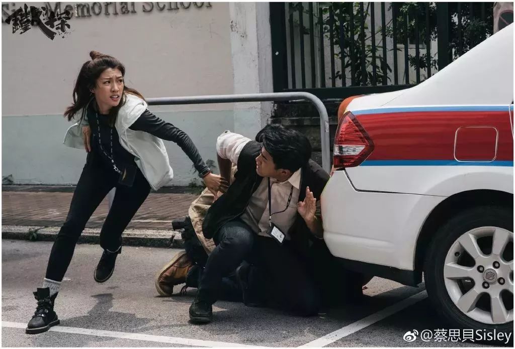 新一代tvb御用女警她五度演女警势超越滕丽名