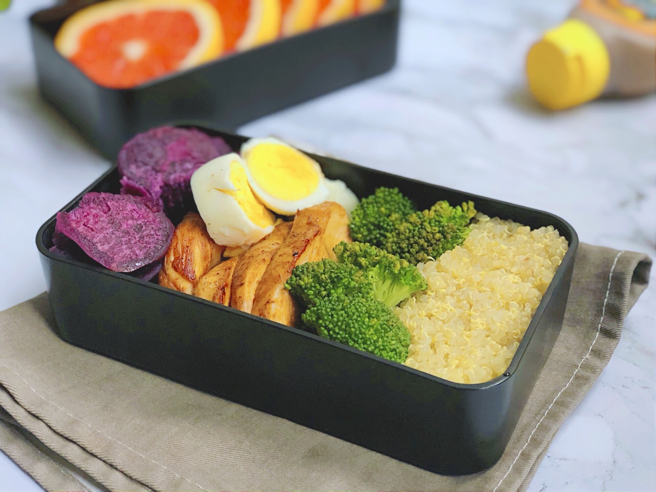 轻食便当自己做,低脂营养味道好,吃出水蛇腰,媳妇乐开怀