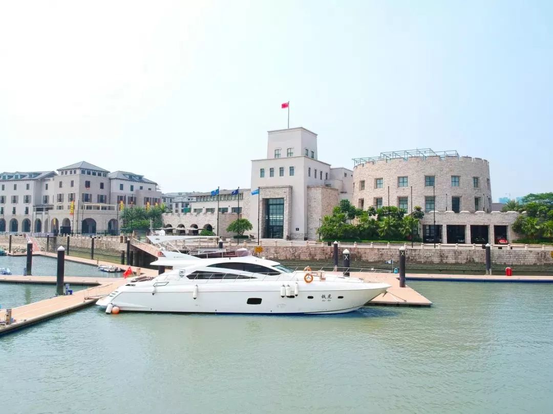 别墅和泳池派对的取景地~当年周星驰的《美人鱼》就是在这里取景满满