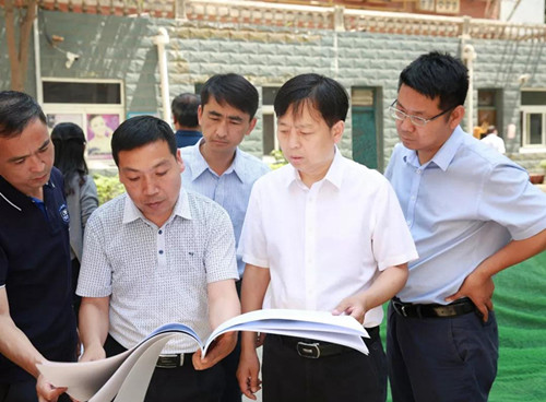 上街区区长耿勇军调研老旧小区提升改造工作