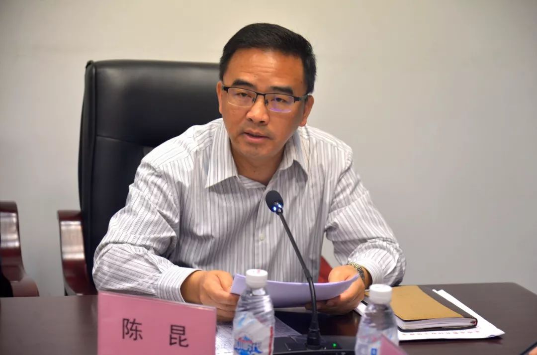 郭捷督查全市高考备考工作,率队调研三考点