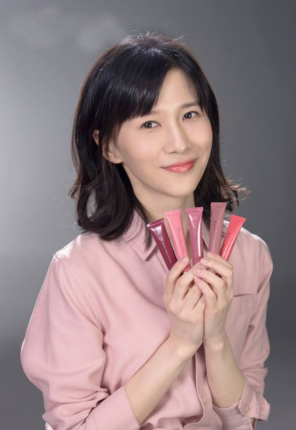 原创papi酱奇特婚恋观引热议其实看她的穿搭就知道这个女人有主见