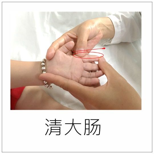 家有厌食娃,不吃饭不吃水果,学会这几个"手法"让宝宝爱上吃饭!