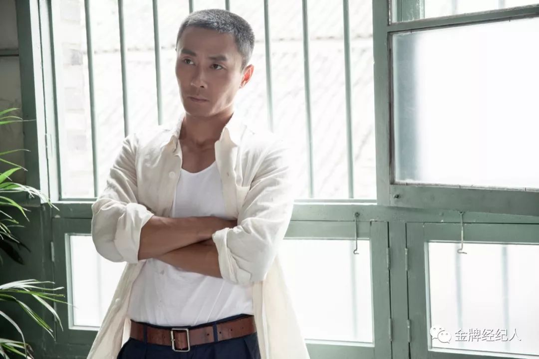 章贺的月亮与六便士