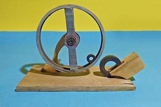 利用磁铁两极原理制作的这个东西挺有意思