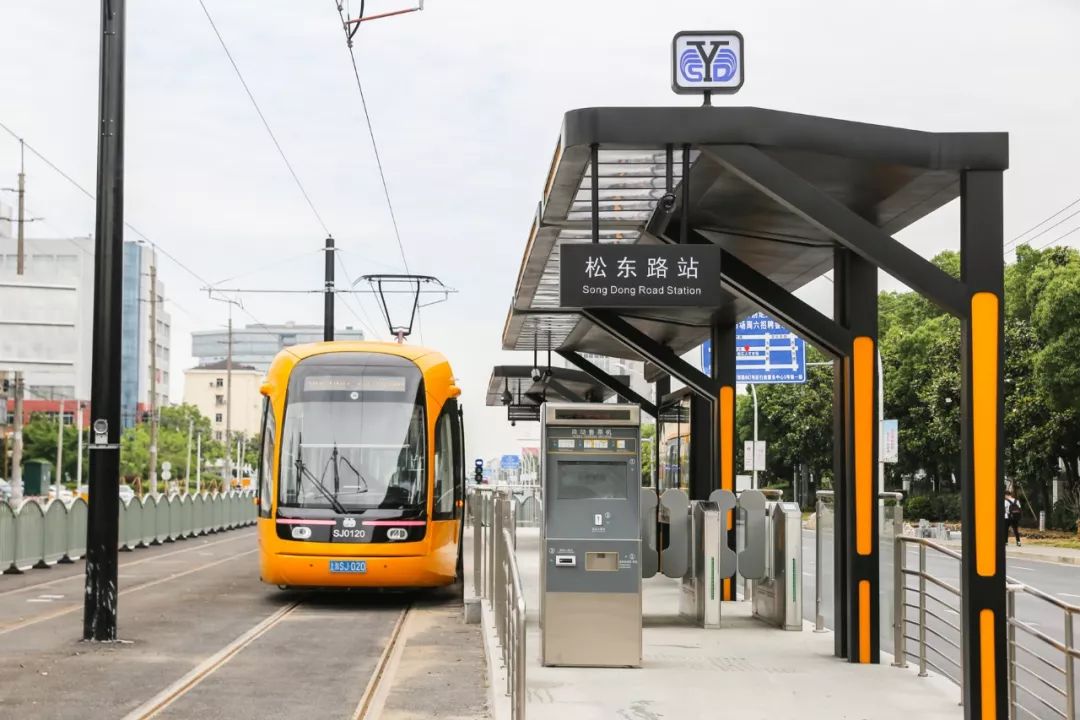 松江有轨电车二期线路正式试运行精彩视频现场图抢先看