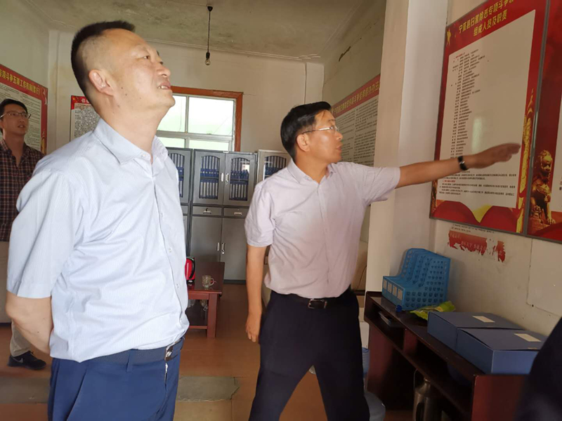 市委常委,县委书记杨承新,县委副书记林松,县委常委,政法委书记谢福智