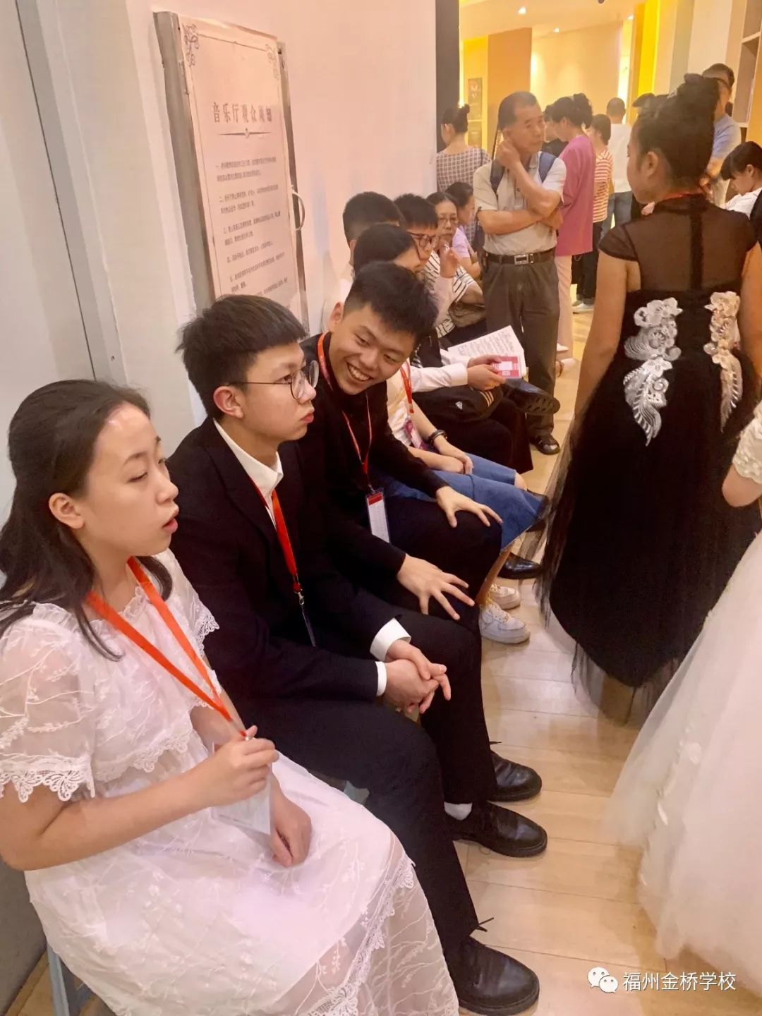 音乐组教师带领吴天拓曹展鸣江玉婷陈柏翰姚祖乐陈梓濠6位高一的