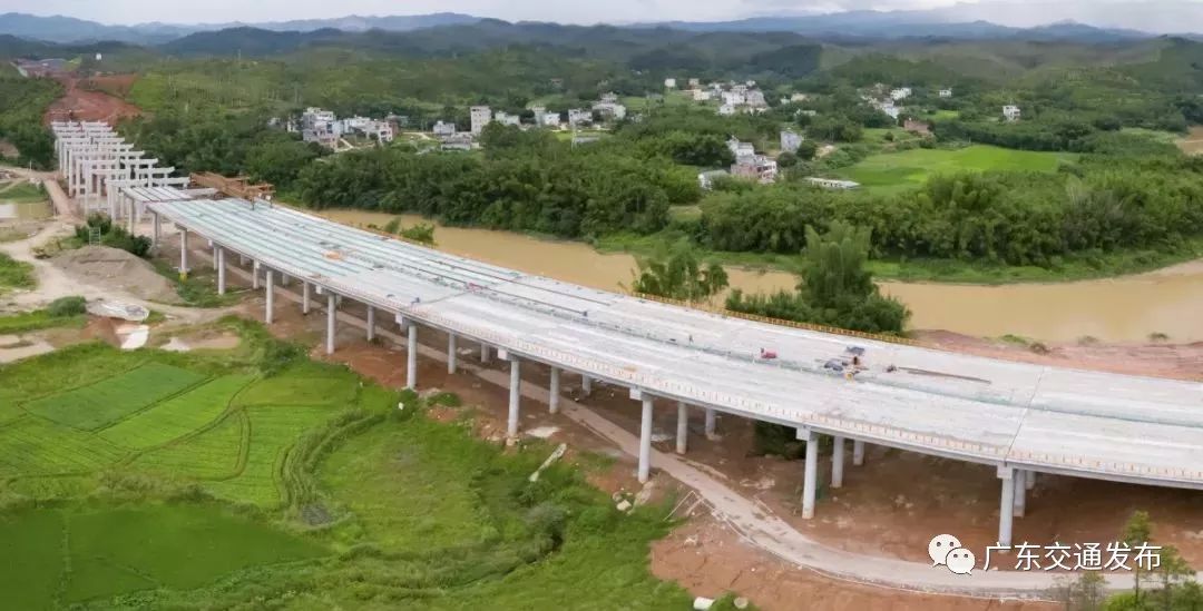 紫惠项目起于河源市紫金县瓦溪镇,经河源市紫金县九和镇,蓝塘镇,凤安