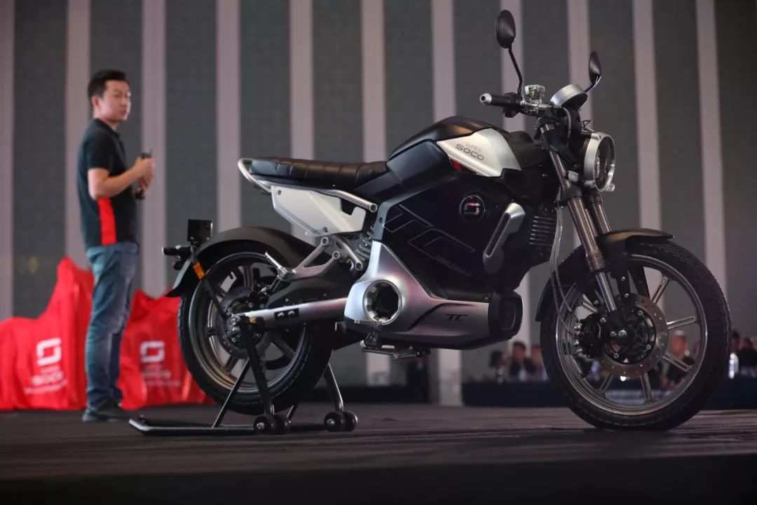 复古跨骑续航120km极速85kmh国产电动速珂tcmax正式发布