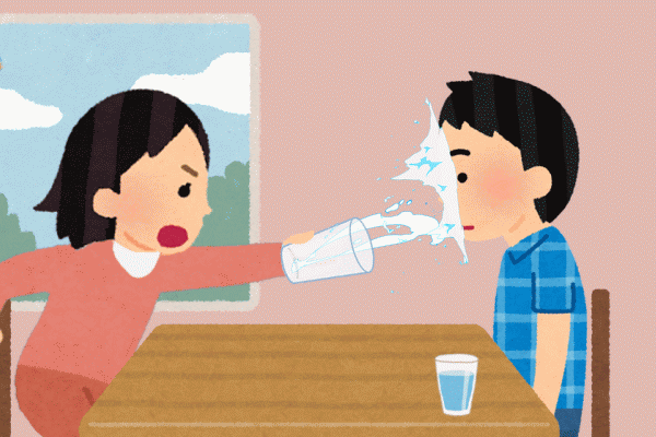 奇葩岛国男奇葩发明又来了防泼水神器