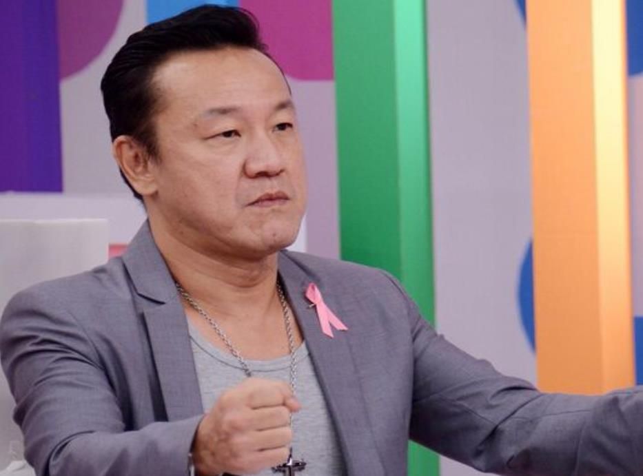 他的事情让很多人都对候如倢这位前妻没有任何好印象,可是陈为民却
