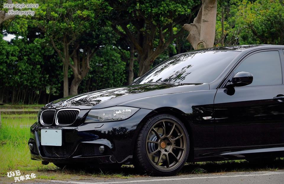 感觉不出来它的年纪!宝马e90 335i改装鉴赏