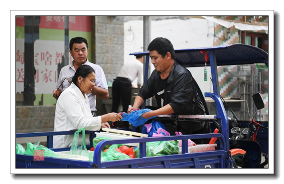 原创袁永峰身残志不残脱贫靠勤劳