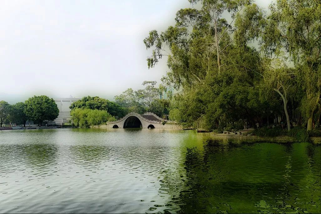 郁达夫里西湖的一角落