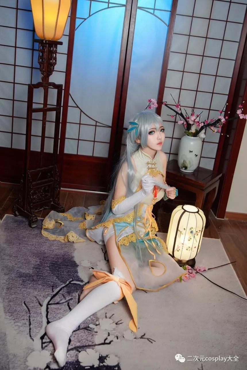 青鸾言和cos优雅俊美旗袍小可爱气质帅气又温柔