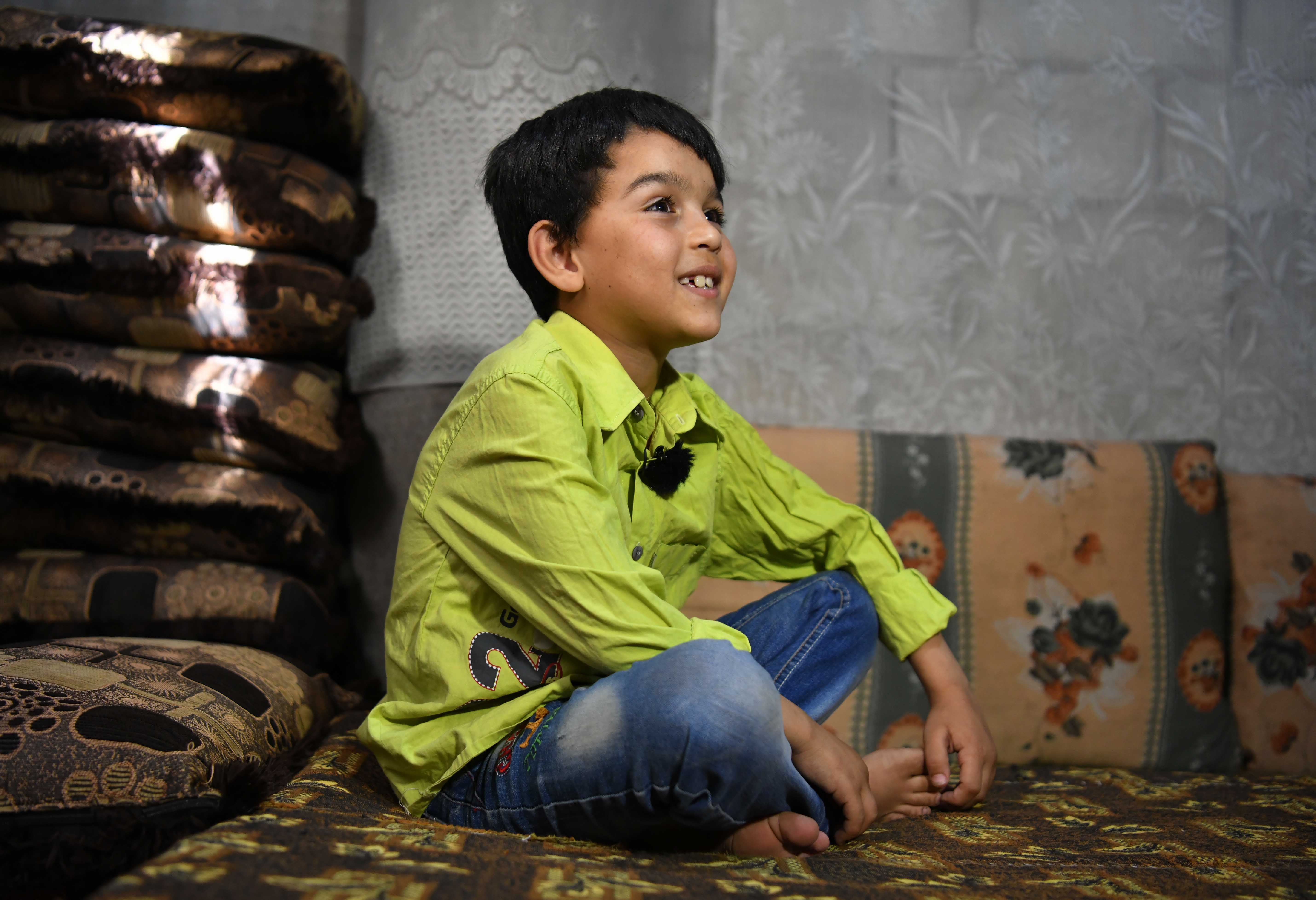 通讯:战火中的"灰暗"童年——记战争中长大的叙利亚儿童