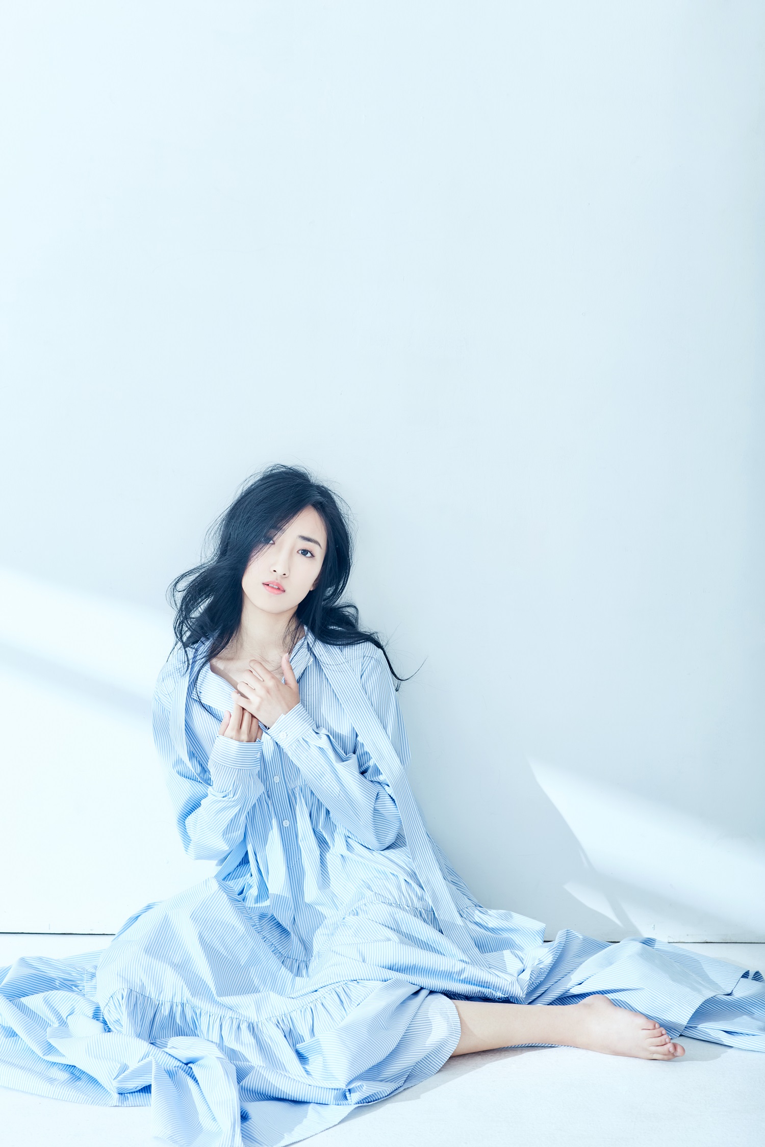 据悉,曲凌子搭档张嘉译,闫妮的电视剧《少年派》也即将在湖南卫视金鹰