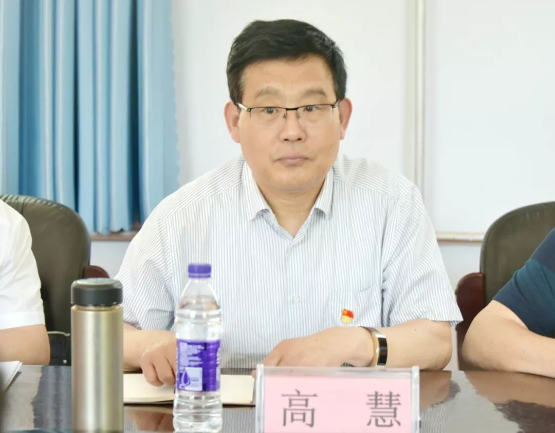 涛,省公共资源交易中心人力资源部部长刘传政,山东华天药业有限公司总