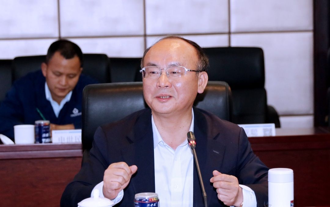 楚天科技董事长唐岳对质量要有敬畏感惧怕感崇拜感虔诚感