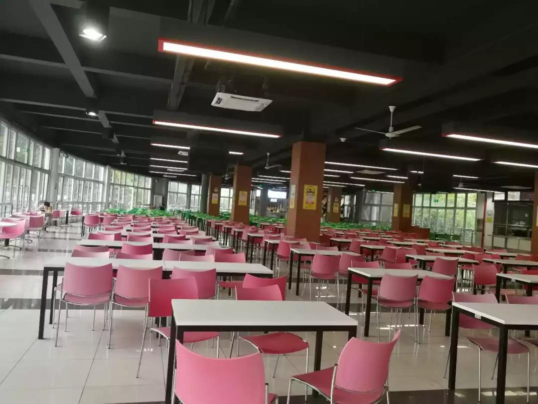 考研院校说上海第二工业大学厚生厚德厚技