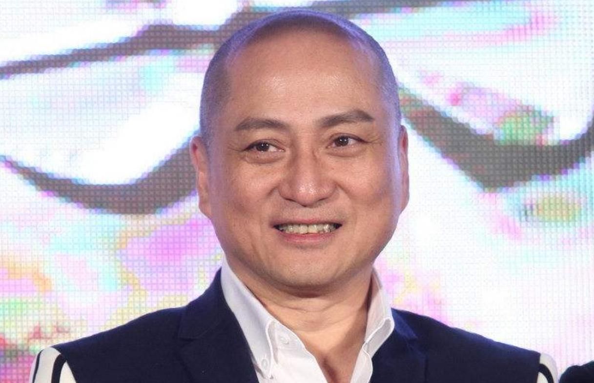 38岁汤镇业近照隐瞒了11年的二婚老婆原来是我们熟悉的她