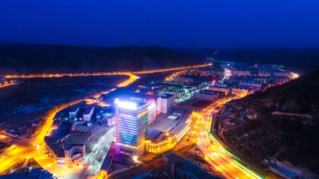 103761彭阳绕过最美的山路去看你