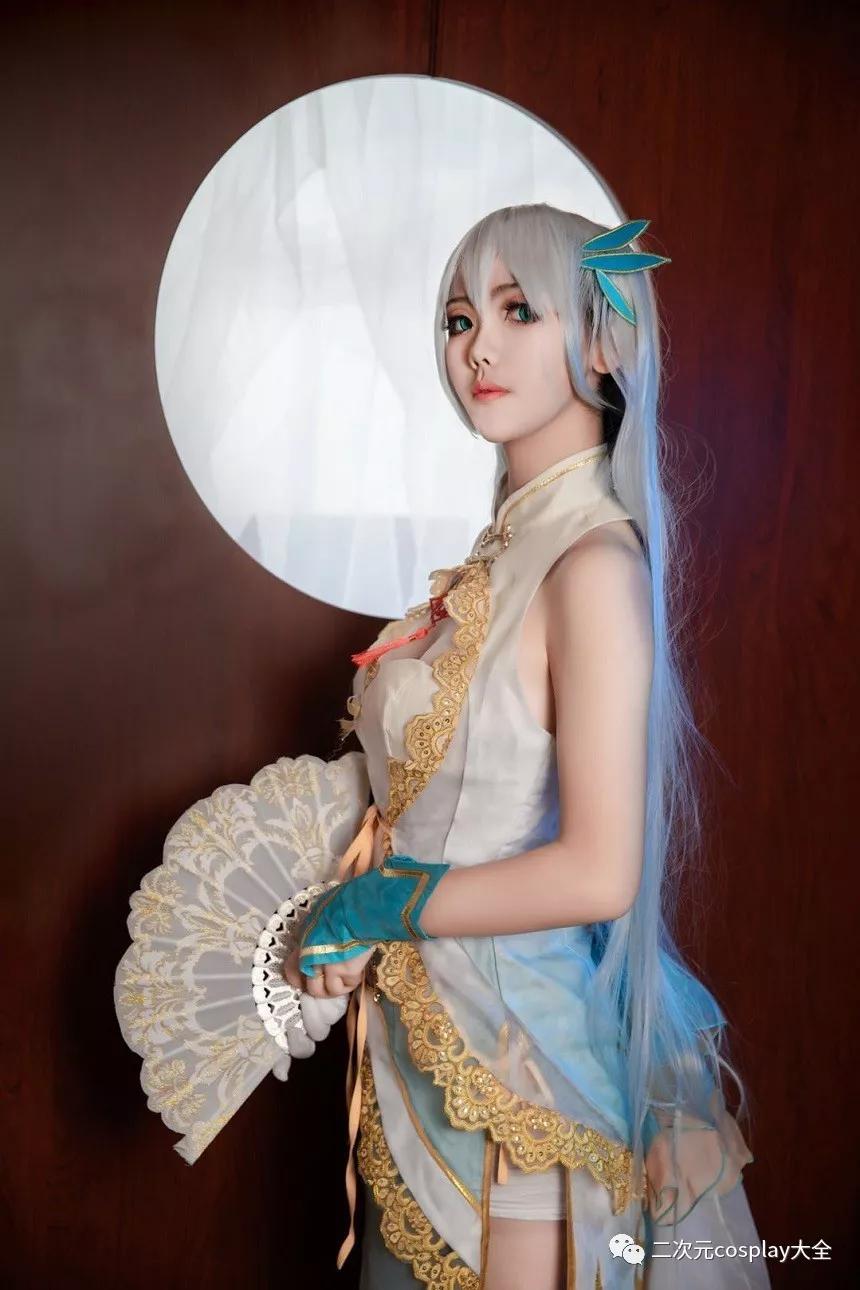 青鸾言和cos优雅俊美旗袍小可爱气质帅气又温柔