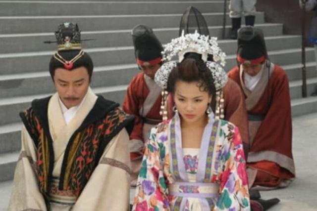 赵匡胤是赵光义杀死的吗?为夺一女人引血案,百年后其孙"篡位"_宋皇后