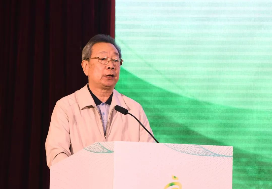 万亚伟要求,各地各部门在下步的工作推广中,要注重立规.