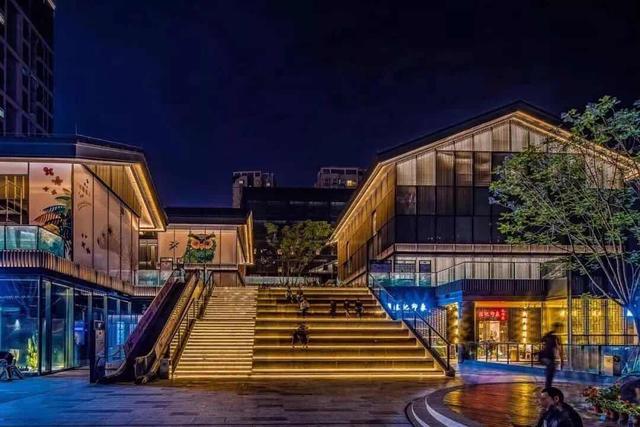 重庆首个花样动物园落住仁安n开启花样社交生活方式