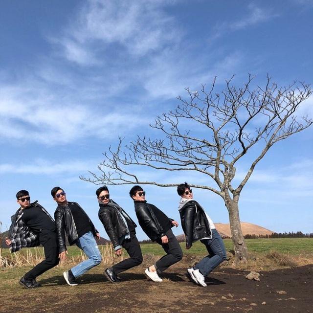 毕业照怎么拍才沙雕韩国爆笑男子照相集这些pose学起来