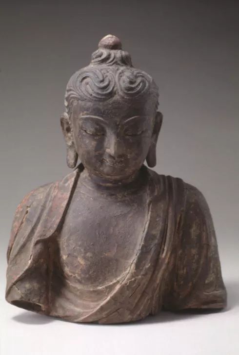 全美仅存的3尊隋唐彩绘漆金夹纻佛