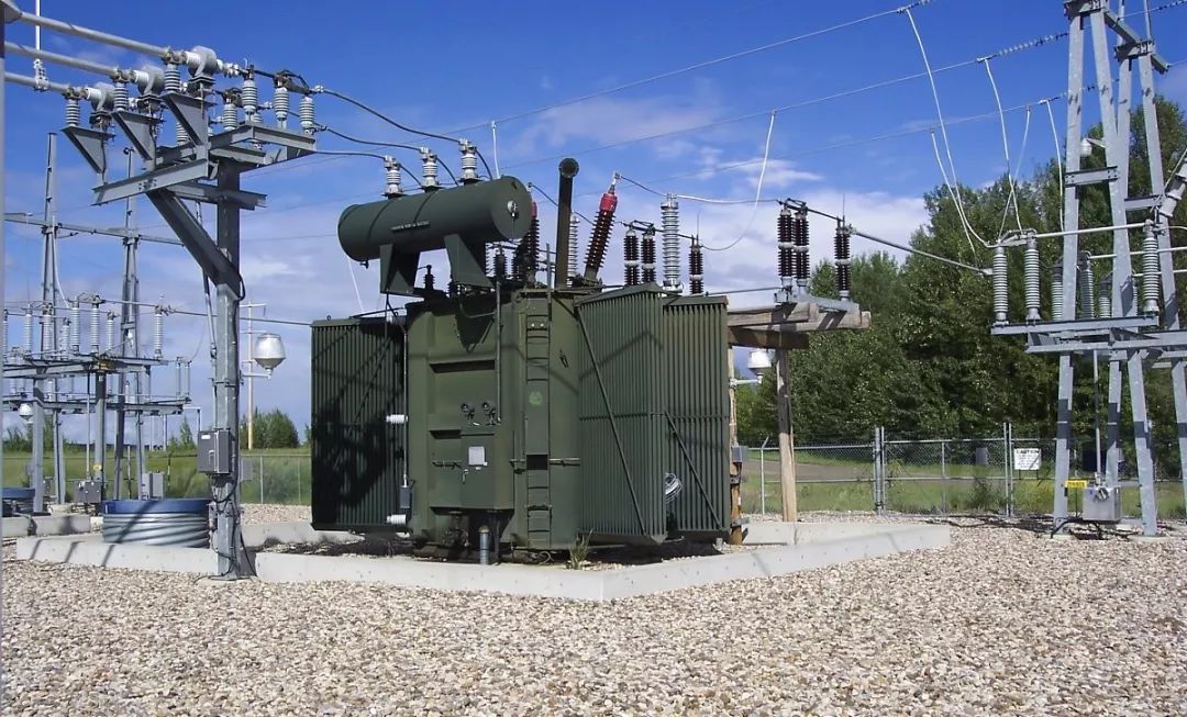 变压器冷知识:油坑内的鹅卵石_冷却