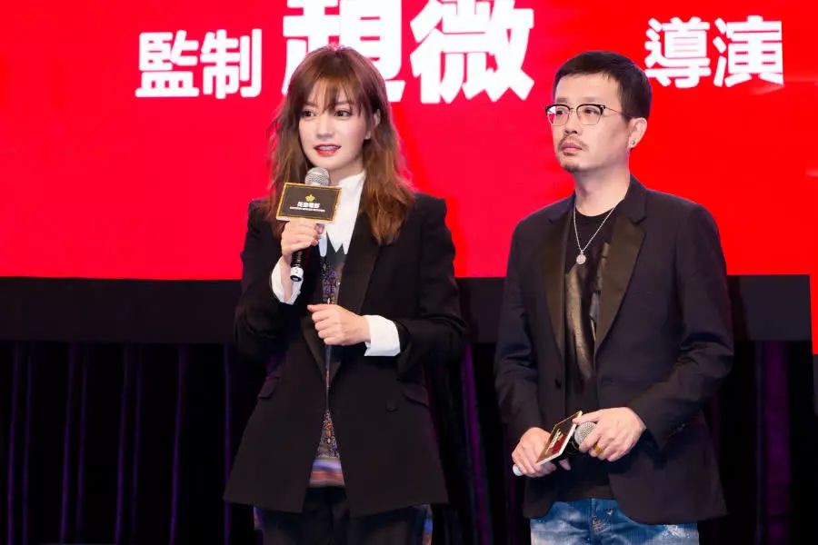 李非导演作品两只老虎发布先导预告葛优全新形象领衔出演年度最受期待
