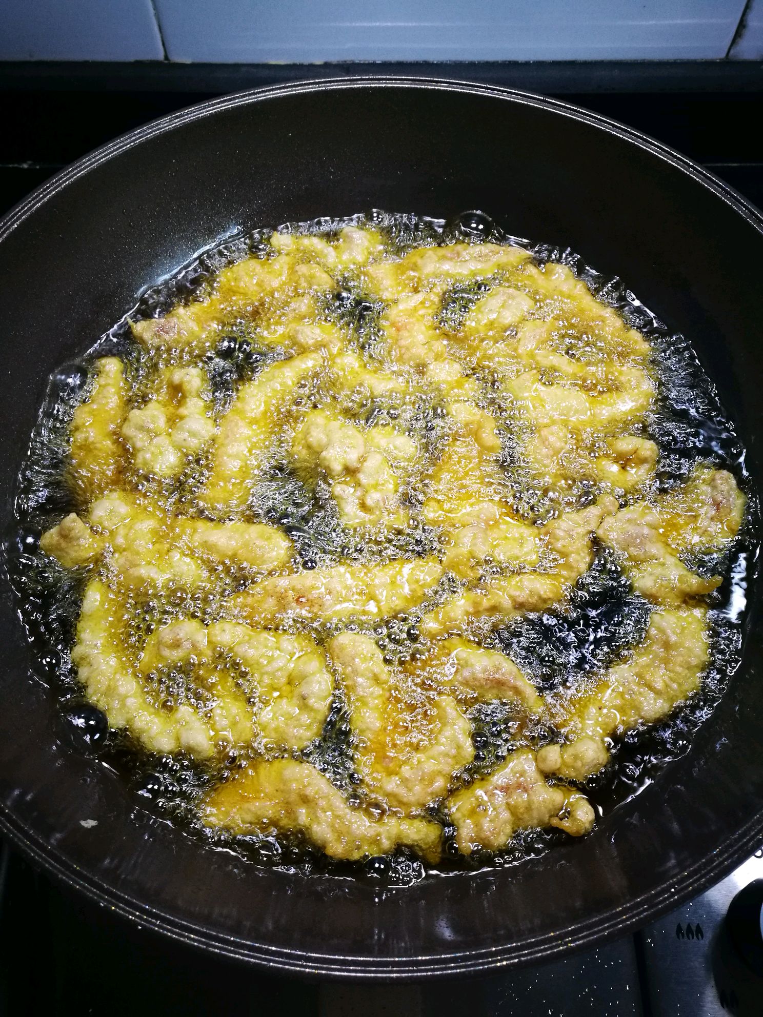 炸酥肉的诀窍包你做出来又酥脆又好吃