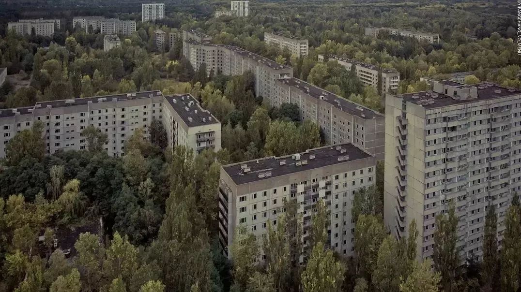 小住课堂荒原里的巨兽苏联建筑从豆瓣97分神剧切尔诺贝利谈起