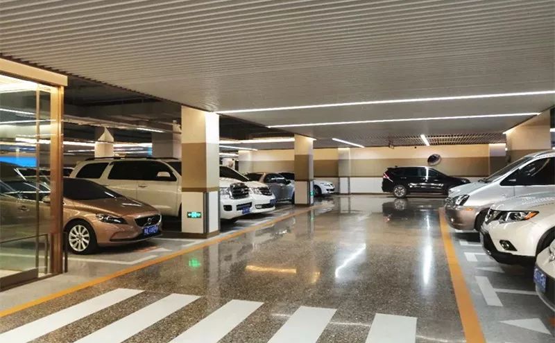 我跟你谈艺术你跟我说招商等待十年永威的商业首秀你满意吗